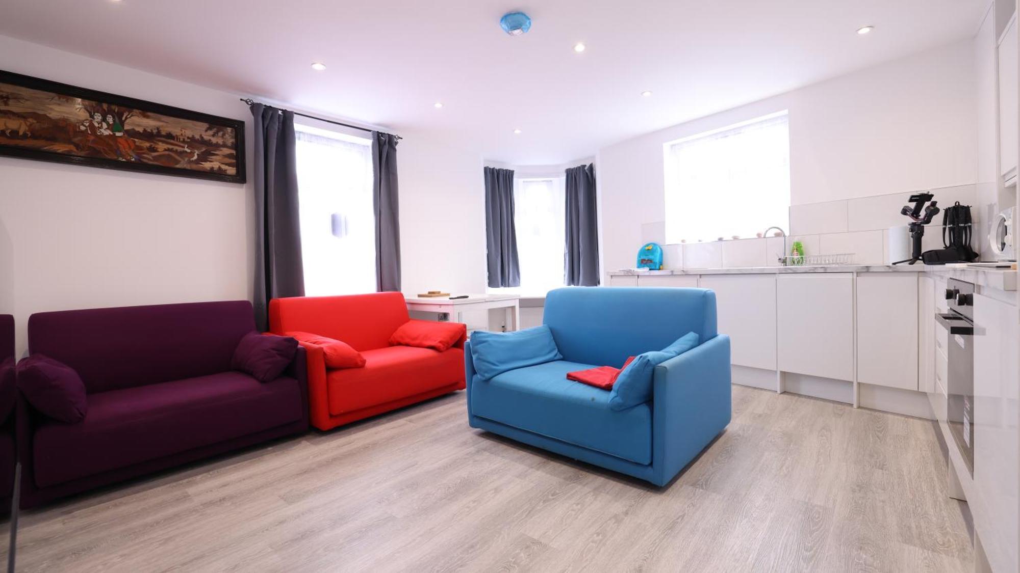 Flat 1 - 24 Cliff Road * Cromer